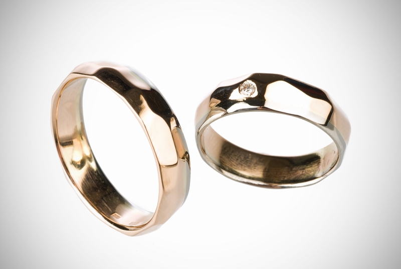 73 Abielusõrmused - kuld, valge kuld, briljant